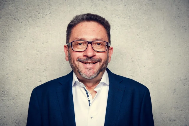 Porträt von Dr. Klaus Batz