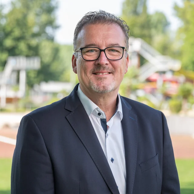 Porträt von Oliver Sternagel